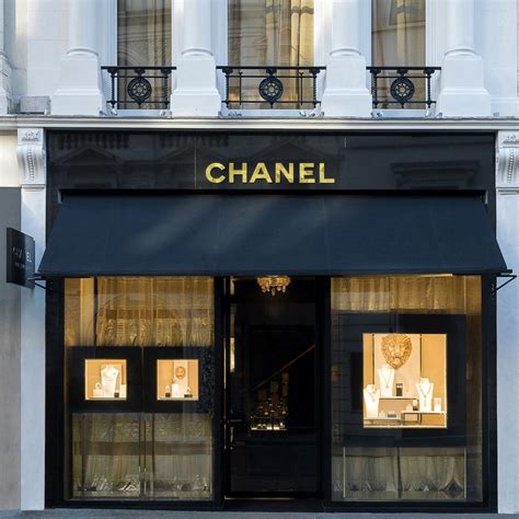 Chanel boutique new bond street